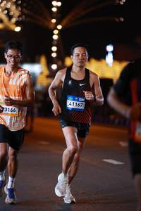 BIB: 23166, 41167
                            <button type="button" onclick="openModal(23053876)" class="btn btn-primary btn-sm float-right btn-popup" data-toggle="modal" data-target=".modal-high-quality">
                        <i class="fas fa-shopping-cart"></i> Add to Cart
                    </button>
                                            <button type="button" onclick="isThisMe(23053876, true)" class="btn btn-success btn-sm float-right btn-popup btn-isme hidden" data-toggle="tooltip" data-placement="bottom" title="นี่คือรูปของคุณใช่ไหม คลิกที่นี่เพื่อเอาเข้าอัลบั้ม">
                        <i class="fas fa-plus"></i> Add to album
                    </button>
                    <button type="button" onclick="isThisMe(23053876, false)" class="btn btn-warning btn-sm float-right btn-popup btn-isnotme hidden">
                        <i class="fas fa-ban"></i> Remove from album
                    </button>